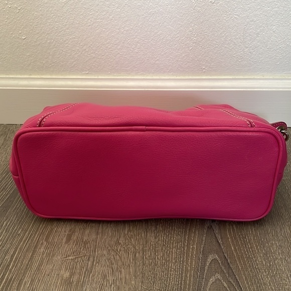 Pink Purse - Picture 2 of 9